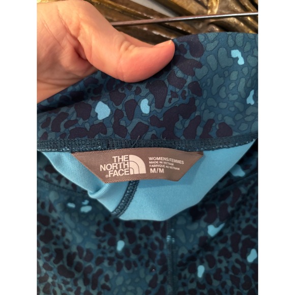 The North Face Teal Leopard Print Athletic Leggings Womens Size Medium - Picture 2 of 6